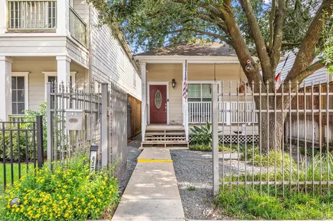 817 W 26th St, Houston, TX 77008