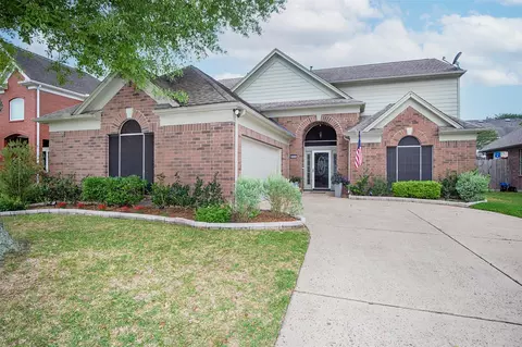 2904 Julie Ann Dr, Pearland, TX 77584