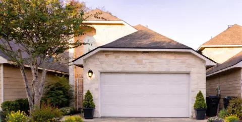 10904 Panther Ct, Houston, TX 77099