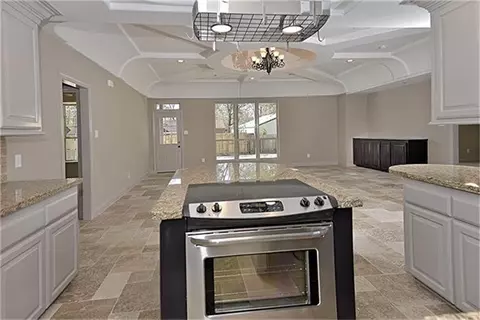 Kitchen - 513 Cactus Dr, Conroe, TX 77385 photo 3 of 3