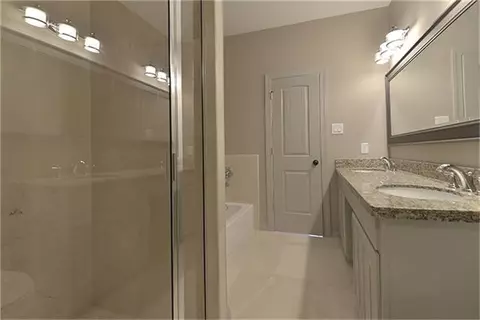 Bath - 513 Cactus Dr, Conroe, TX 77385 photo 2 of 3