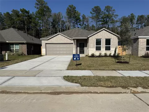 516 Robin St, Angleton, TX 77515 photo 1