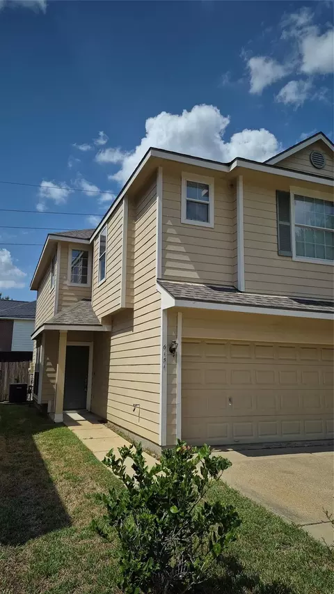 6151 Morningshire Ln, Houston, TX 77084