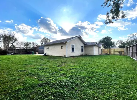 1430 Freedonia Dr # -A, Houston, TX 77055
