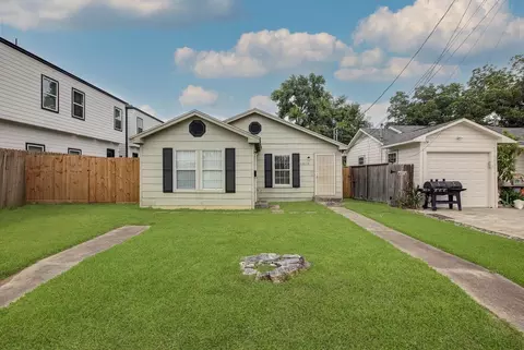4605 Galesburg St, Houston, TX 77051