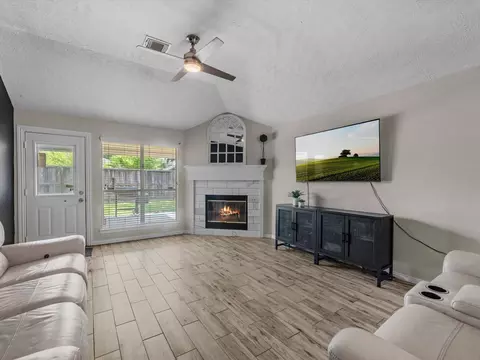 21102 Stoney Haven Dr, Katy, TX 77449