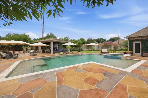 8603 Magnolia Forest Dr, Sugar Land, TX 77479