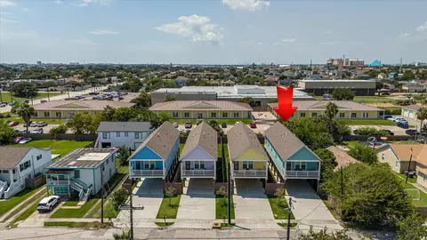 2301 67th St, Galveston, TX 77551