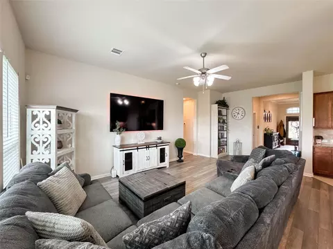 3612 Gracie Cir, Pearland, TX 77584