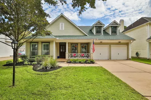 16222 Pine Thorn Dr, Houston, TX 77095