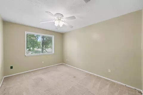 Bedroom - 4926 Edinston Pl, Spring, TX 77388 photo 7 of 8
