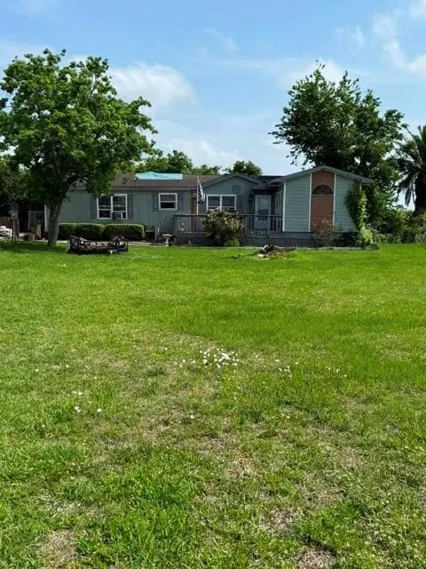 5023 Quail West Rd, Alvin, TX 77511
