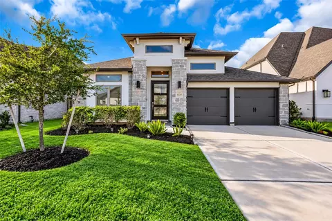 30047 Gold Finch Pl, Fulshear, TX 77441