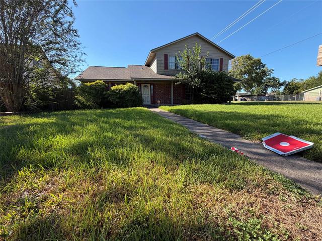 7313 Plover Cir, Texas City, TX 77591