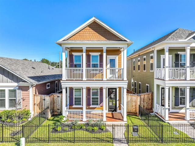 2519 S Houston Ave, Pearland, TX 77581