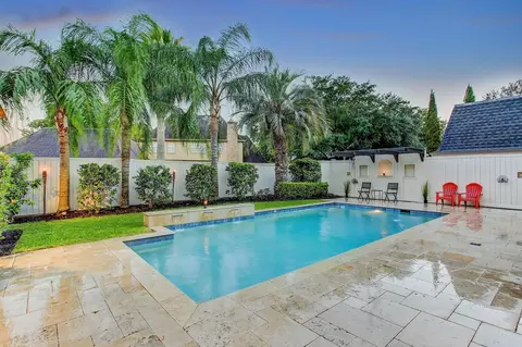 15807 Fleetwood Oaks Dr, Houston, TX 77079