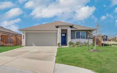 10602 Great Basin Dr, Rosharon, TX 77583