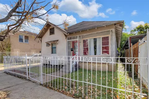 5140 Pease St, Houston, TX 77023