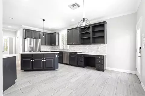 Kitchen - 4707 Stackstone Ln, Katy, TX 77450 photo 3 of 6