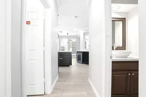 Entry Way - 4707 Stackstone Ln, Katy, TX 77450 photo 3 of 3