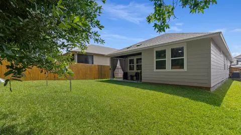 Other - 7067 Silverleaf Oak St, Conroe, TX 77304 photo 6 of 7