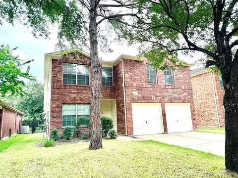 10214 E Summit Canyon Dr, Houston, TX 77095