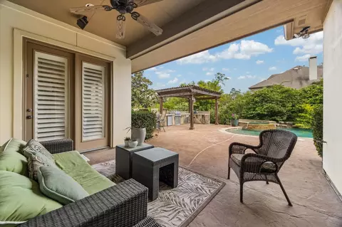 Exterior - 3 Tiburon Ct, Spring, TX 77389 photo 3 of 7