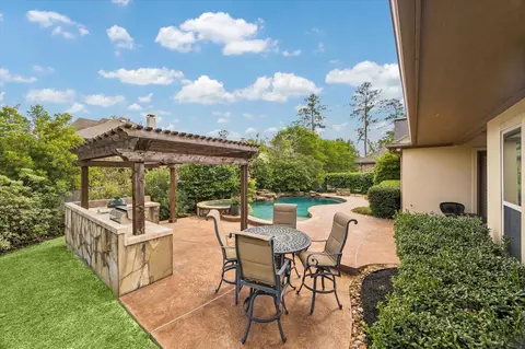 Exterior - 3 Tiburon Ct, Spring, TX 77389 photo 6 of 7