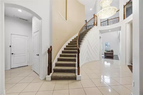 2526 Crystal Shore Dr, Rosharon, TX 77583