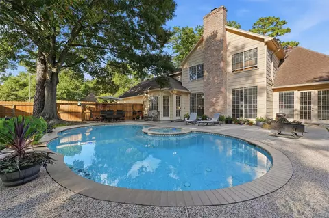 5819 Rocky Brook Dr, Kingwood, TX 77345