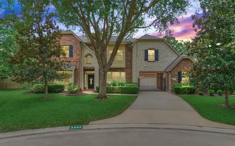 2500 Eagle Post Dr, Conroe, TX 77304