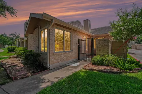 11625 Lakeside Park Dr, Houston, TX 77077