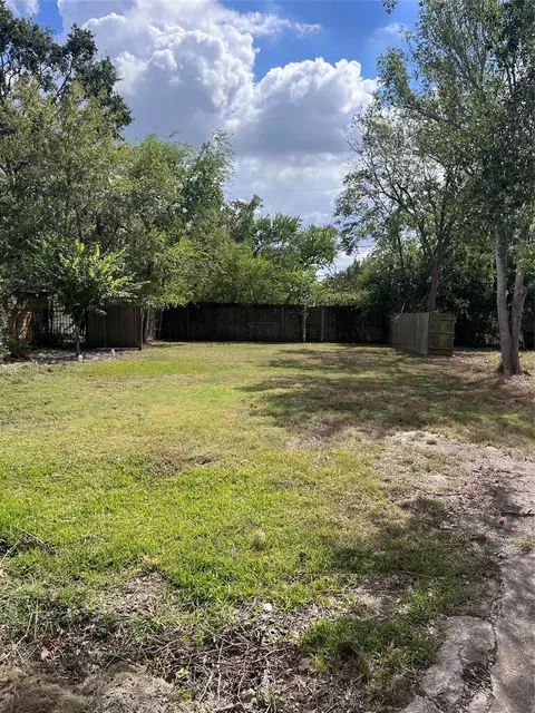 4305 Lafayette St, Bellaire, TX 77401
