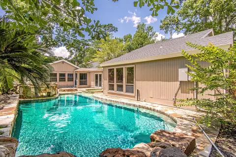 3406 Forest Village Dr, Houston, TX 77339
