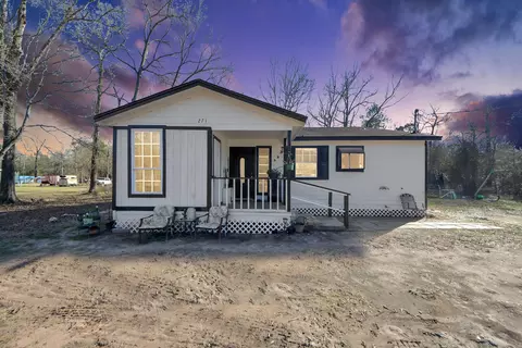 271 Trails End Dr, Cleveland, TX 77328