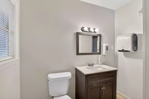 Bath - 5109 E 5th St, Katy, TX 77493 photo 2 of 2