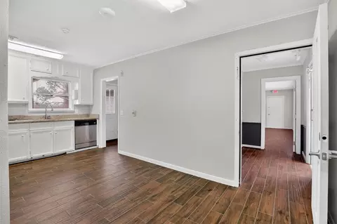 Entry Way - 5109 E 5th St, Katy, TX 77493 photo 2 of 2