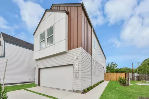 13402 Sombrero Cay Dr, Houston, TX 77047