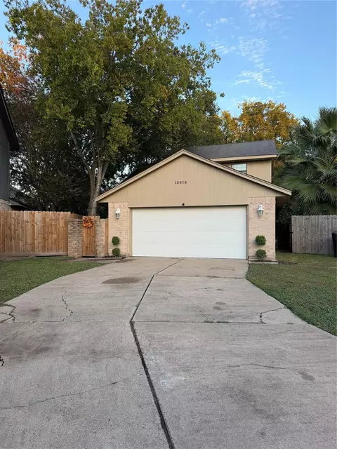 12415 Truesdell Dr, Houston, TX 77071