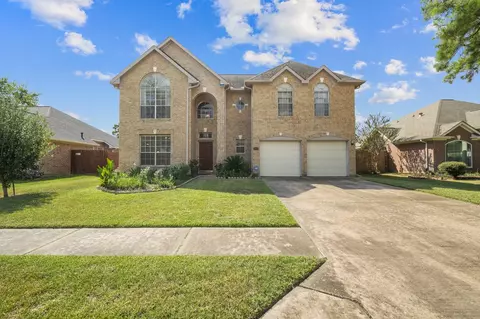 10723 Oak Acres Dr, Houston, TX 77065