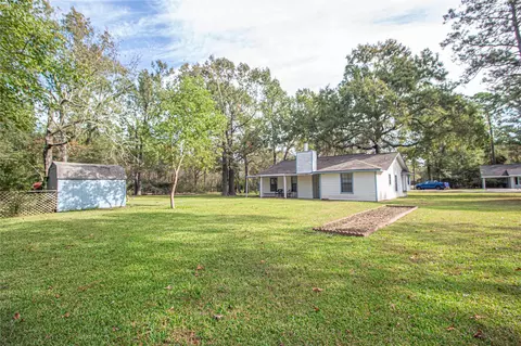 Exterior - 320 Bridgeview Dr, Onalaska, TX 77360 photo 8 of 9