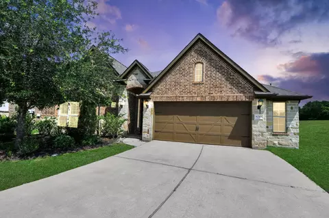 6243 Garden Lakes Ln, Sugar Land, TX 77479