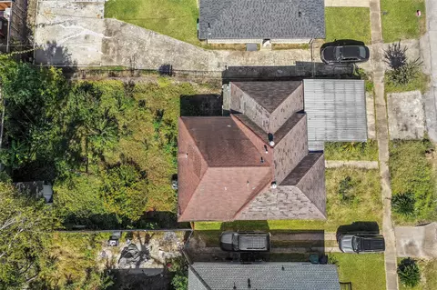 919 Lawrence St, Houston, TX 77008