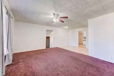 1143 Zoe St, Houston, TX 77020