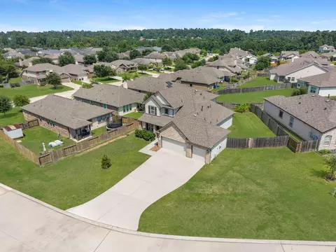 View/Area - 1740 Cindy Ln, Conroe, TX 77304 photo 2 of 5