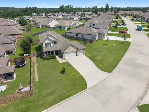 View/Area - 1740 Cindy Ln, Conroe, TX 77304 photo 3 of 5