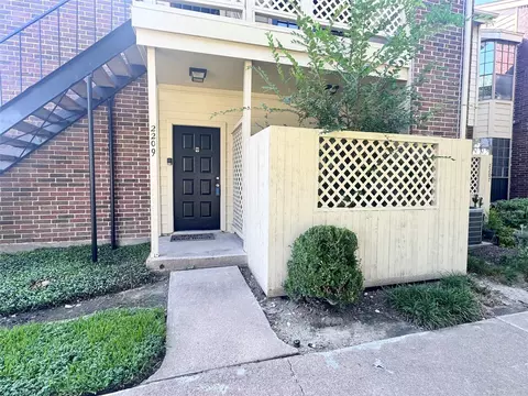2121 El Paseo St #2209, Houston, TX 77054