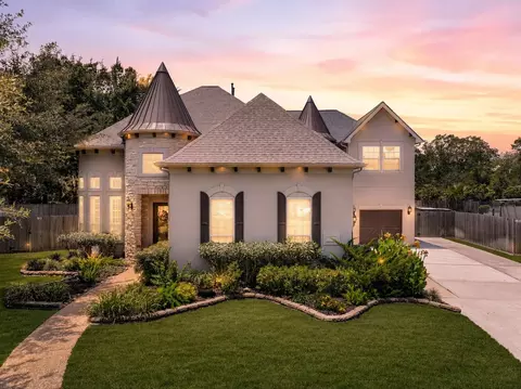 2304 Halls Creek Ct, Friendswood, TX 77546