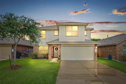 8026 Farthing Ln, Rosharon, TX 77583