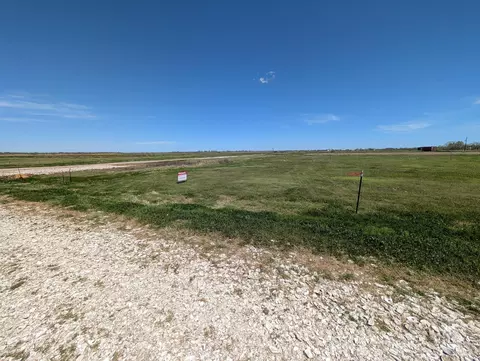 109 Magnolia St, Matagorda, TX 77457